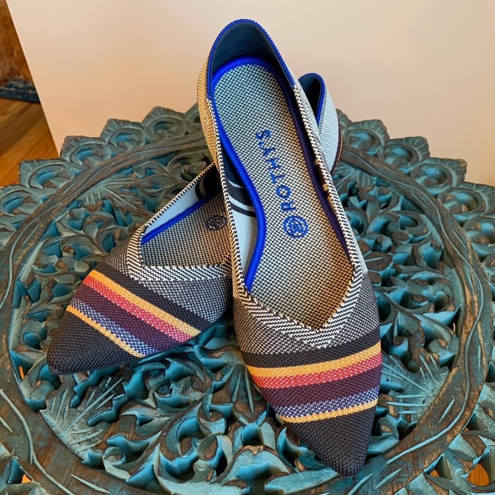 Rothy’s Inverse Stripe Points